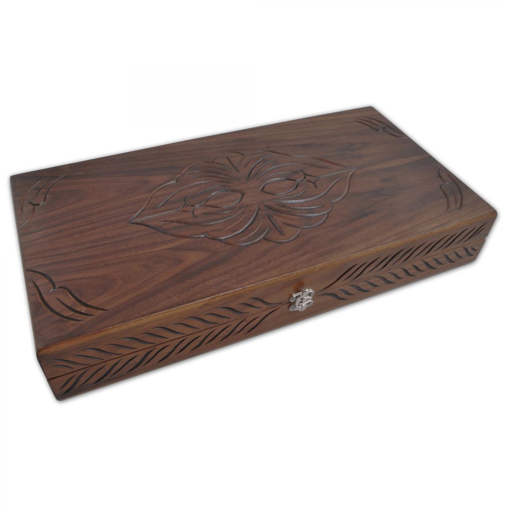 TABLE SCULPTATE NUC MASIV