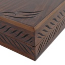 TABLE SCULPTATE NUC MASIV